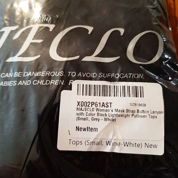 New Small Colorblock Hoodie with Mask Straps Majeclo Sweatshirt - Picture 7 of 7